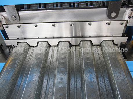 Forming part of floor decking roll forming mill